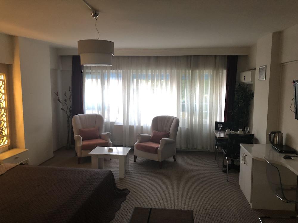 ลิซเซีย บูติก โฮเทล Hotel อิสตันบูล ภายนอก รูปภาพ